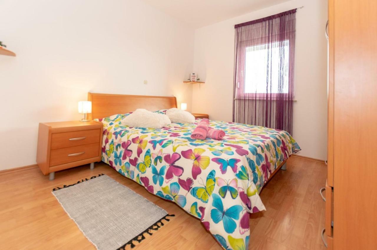 Apartment Keti Fažana Buitenkant foto